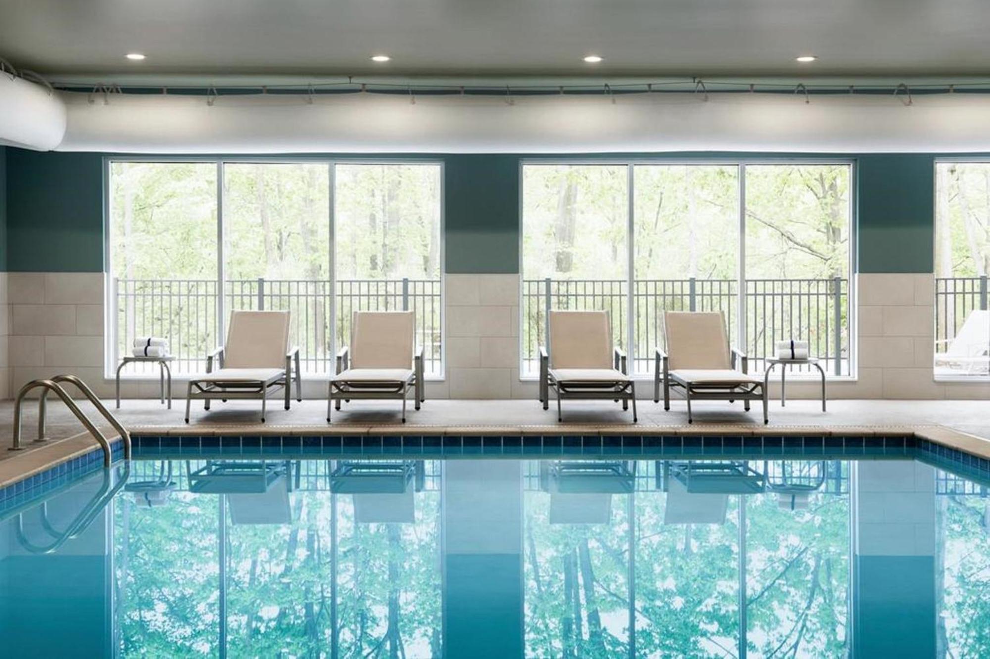 Holiday Inn Express & Suites Tumwater - Olympia By Ihg Dış mekan fotoğraf